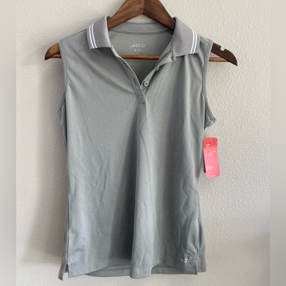 BCG Women’s Grey Athletic Tennis Sleeveless Polo Top NWT Small